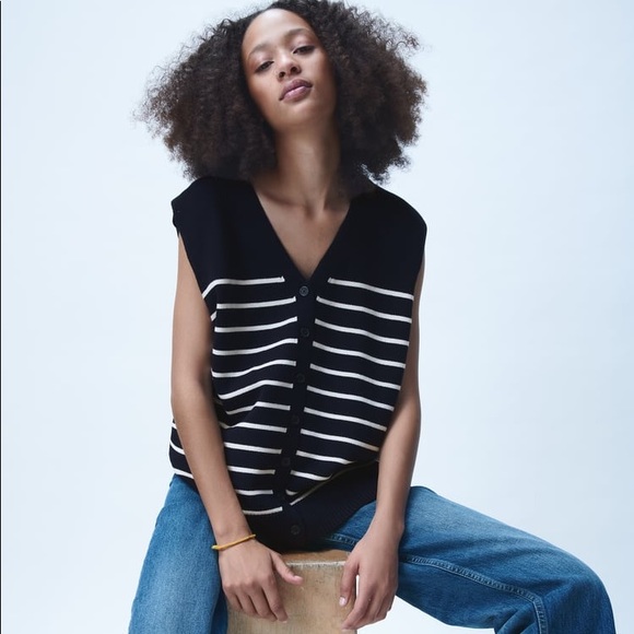 Zara Sweaters - Zara striped knit vest